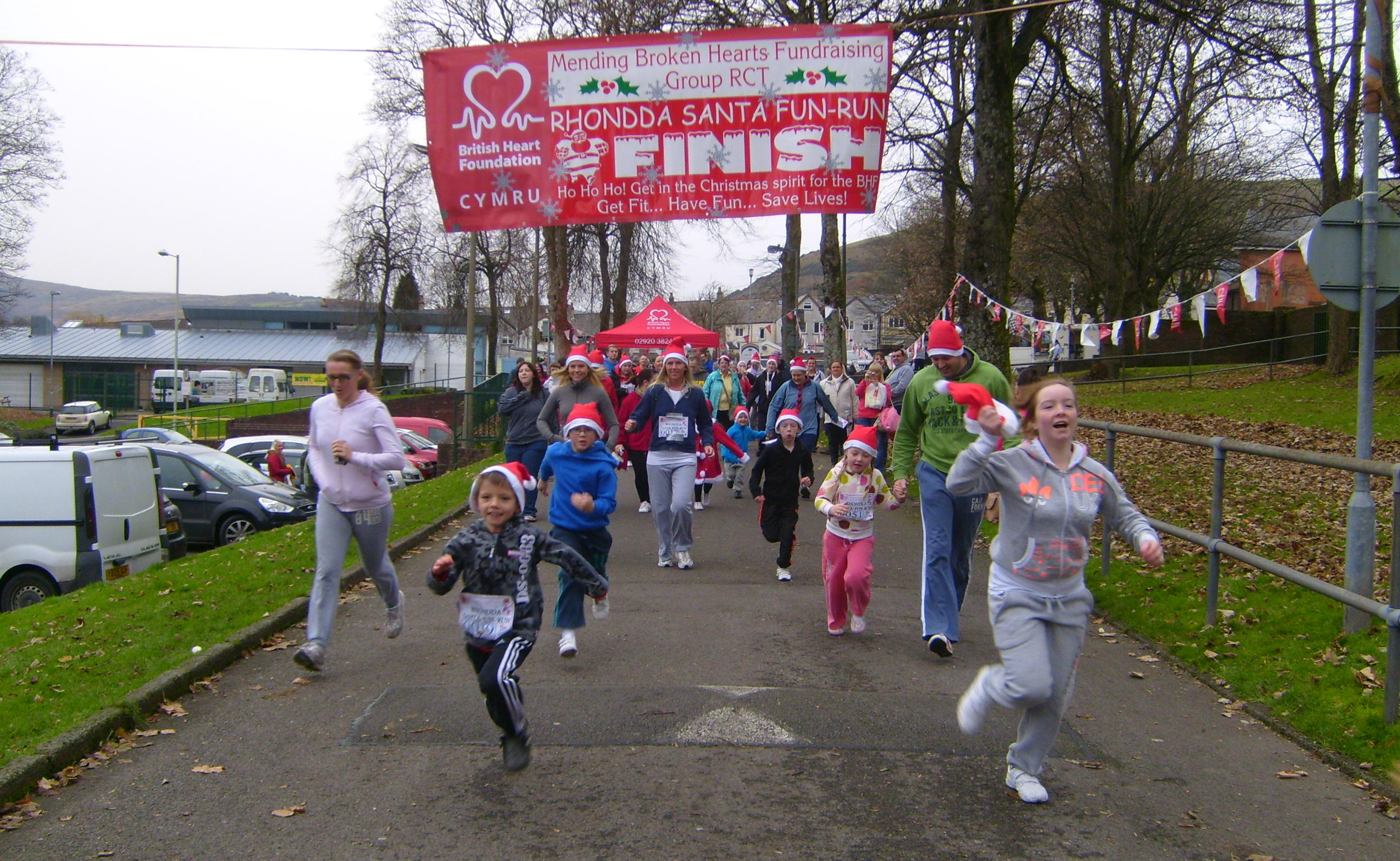 rhondda fun run free charity water